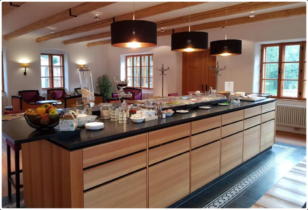 Hotel Zum Glockenturm Marktl Luaran gambar